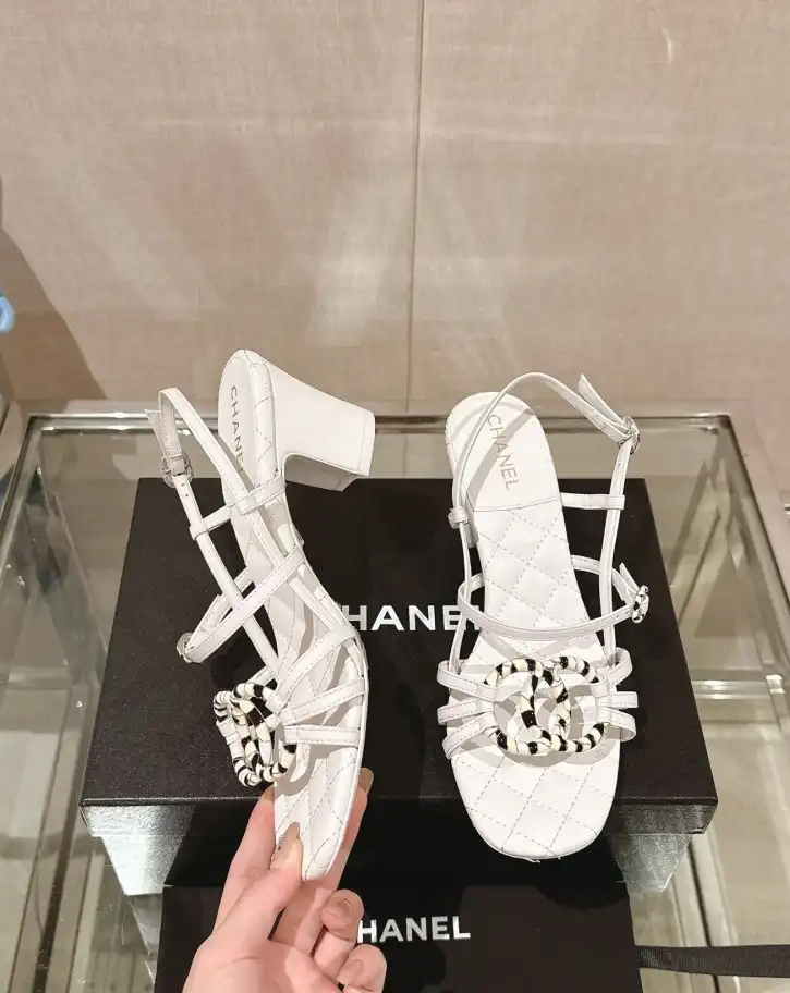 hype Chanel High Heels