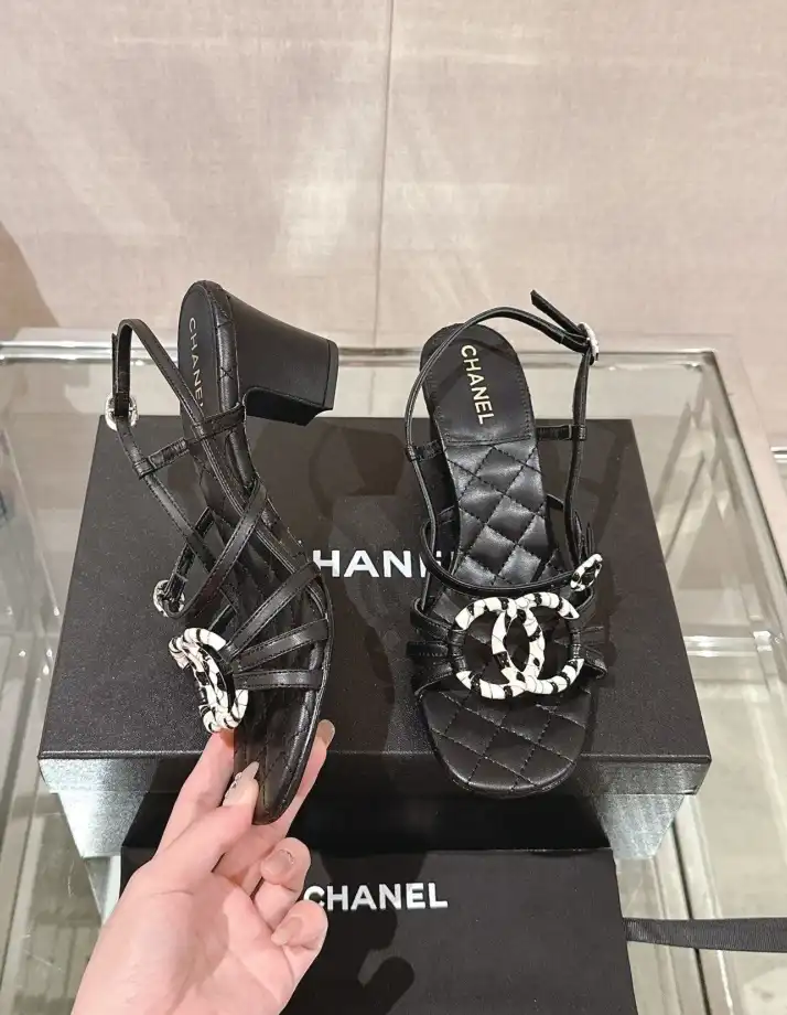 hype Chanel High Heels