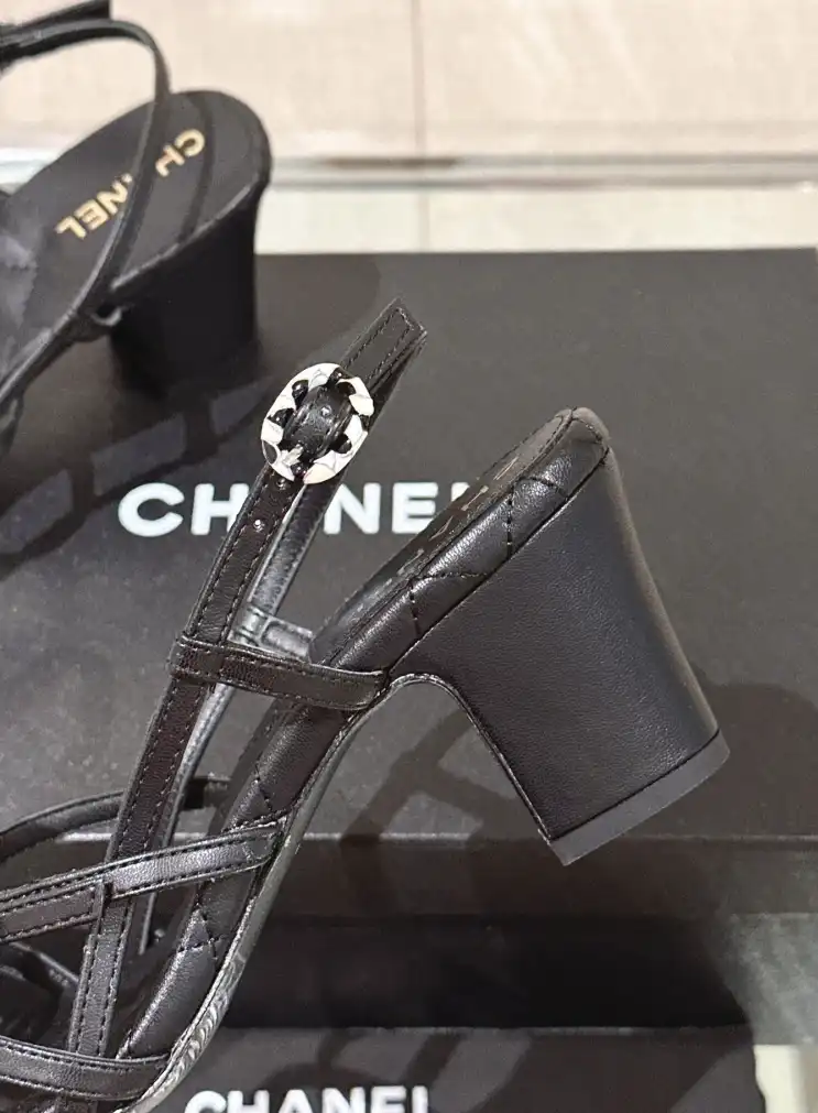 hype Chanel High Heels