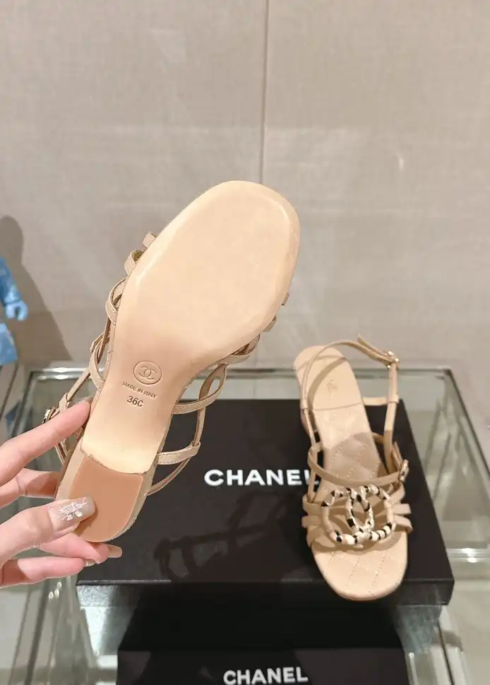 hype Chanel High Heels