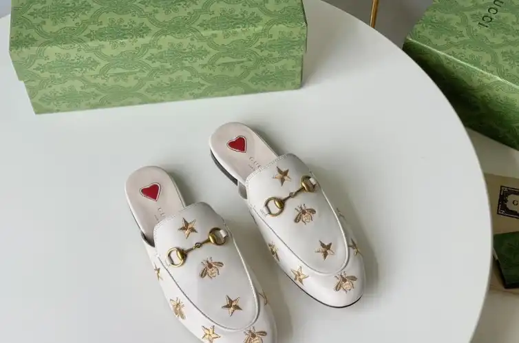 hype Gucci Slippers