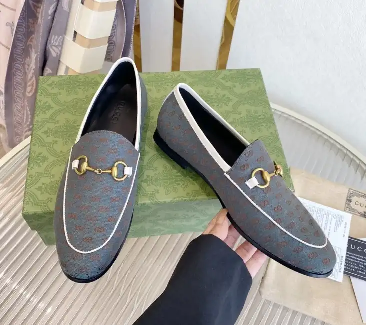 hype Gucci Flat Shoes