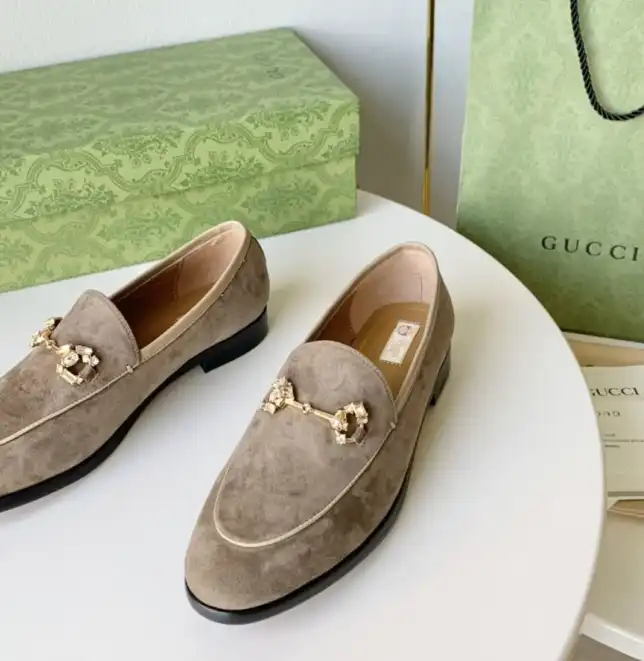 hype Gucci Flat Shoes