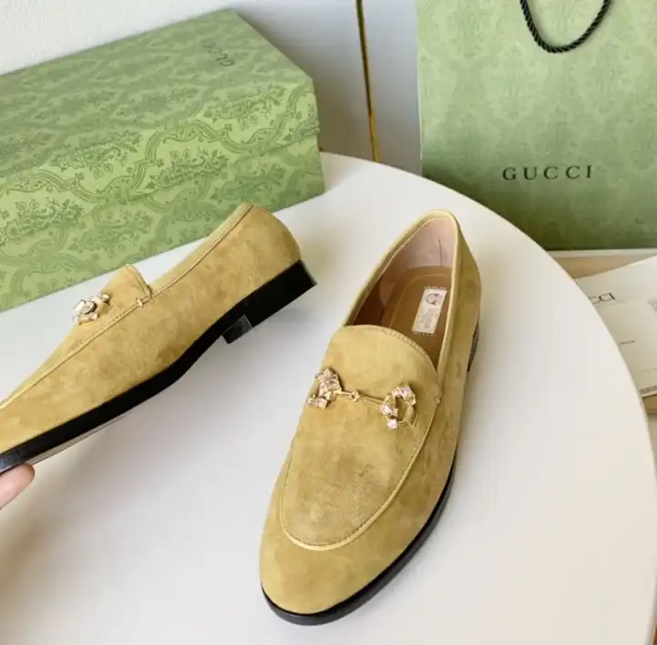 hype Gucci Flat Shoes