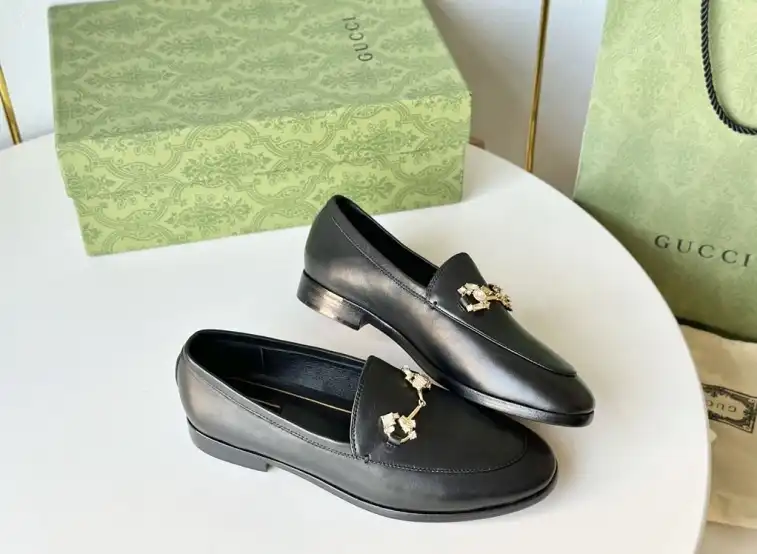 hype Gucci Flat Shoes