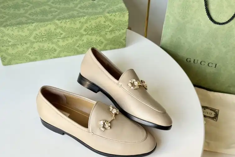 hype Gucci Flat Shoes