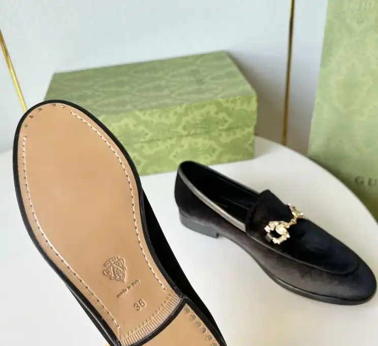 hype Gucci Flat Shoes