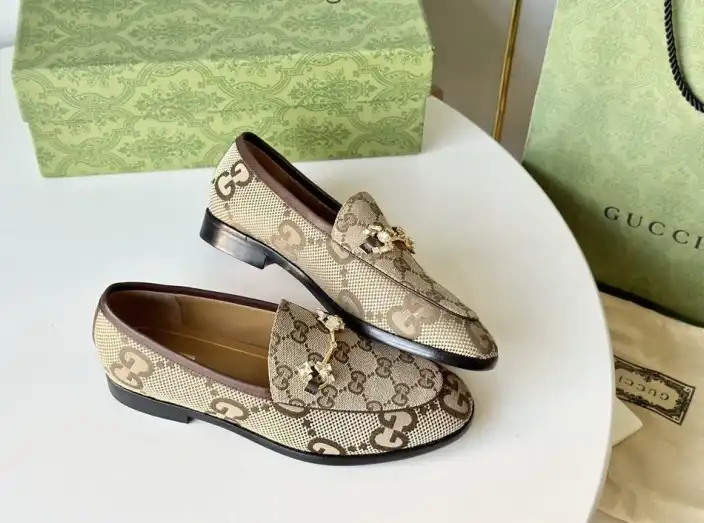 hype Gucci Flat Shoes