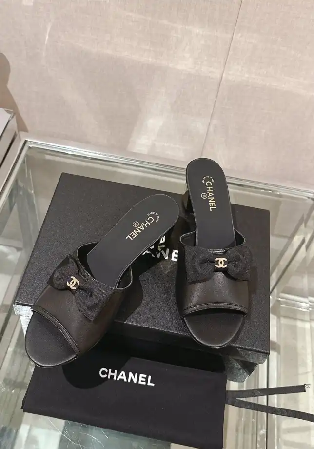 hype Chanel Slippers