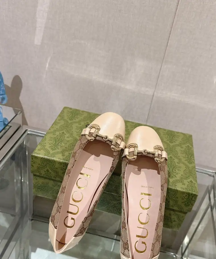 hype Gucci Flat Shoes