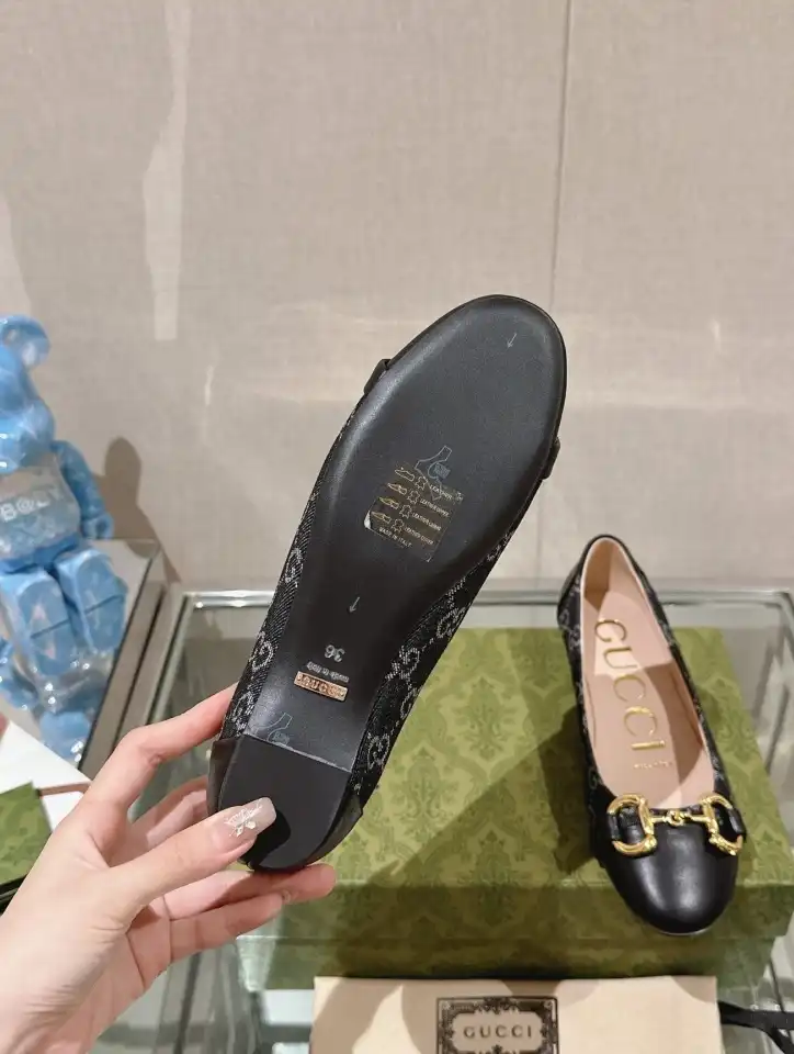 hype Gucci Flat Shoes