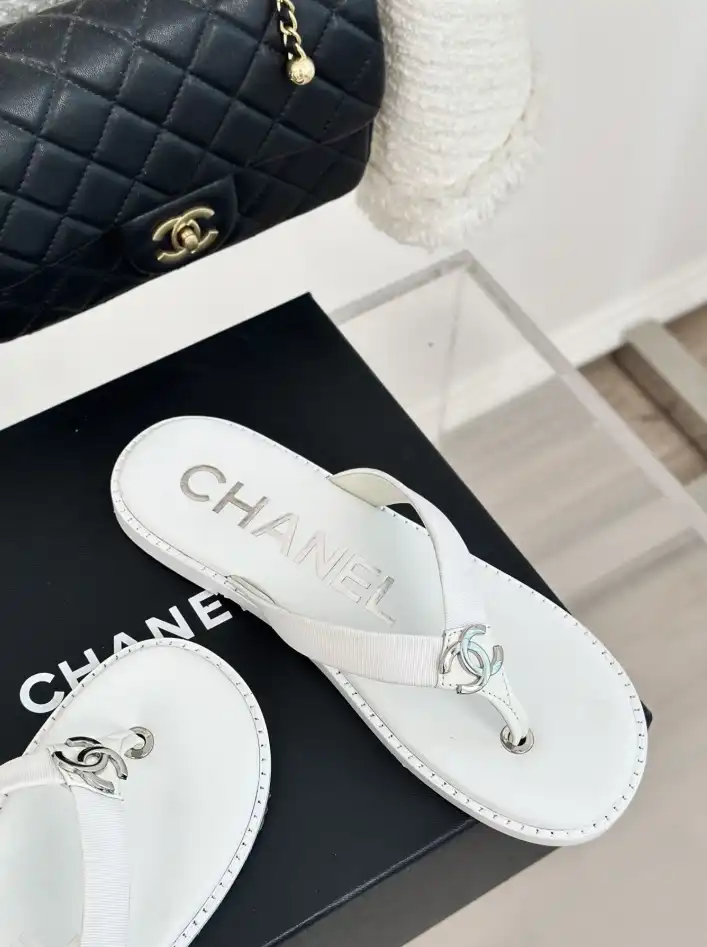 hype Chanel Slippers