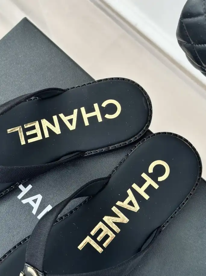 hype Chanel Slippers