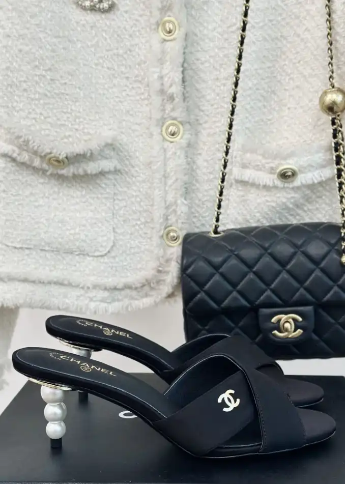 hype Chanel High Heels