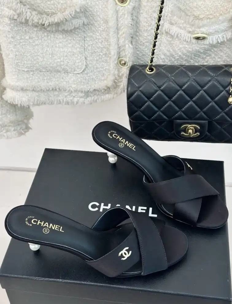 hype Chanel High Heels