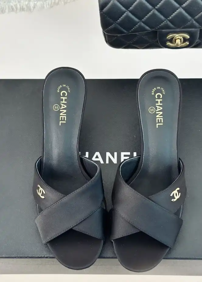 hype Chanel High Heels