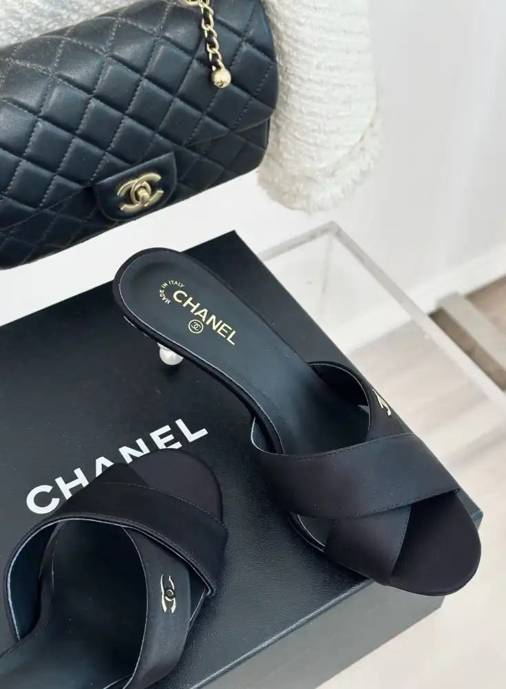 hype Chanel High Heels