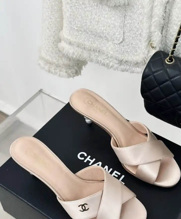 hype Chanel High Heels