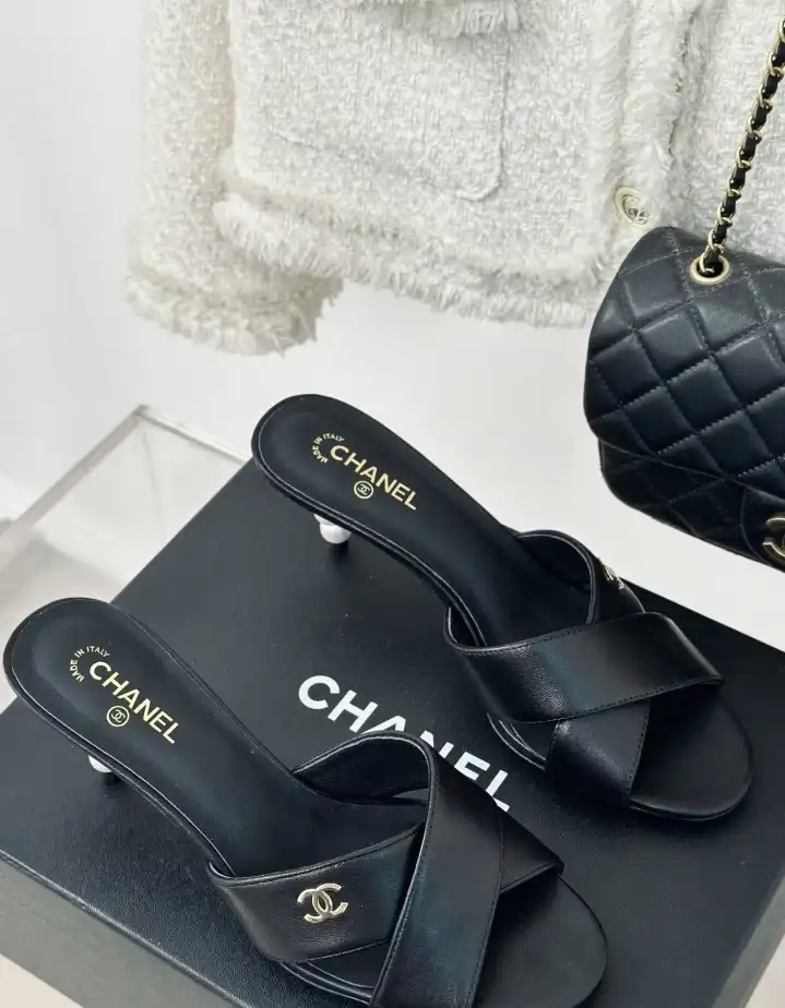 hype Chanel High Heels