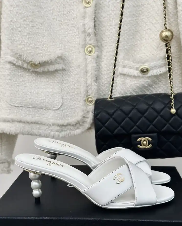 hype Chanel High Heels