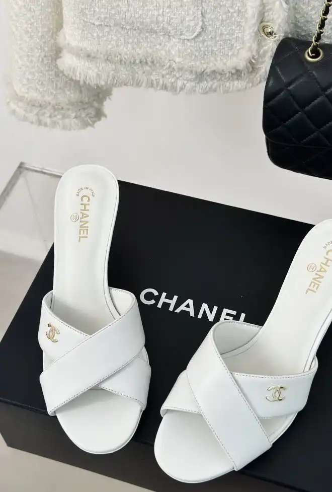 hype Chanel High Heels