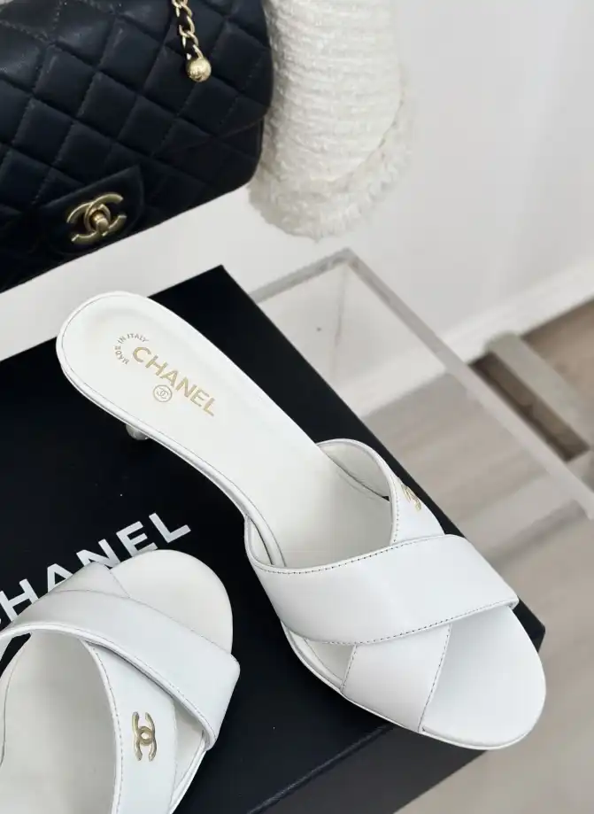 hype Chanel High Heels