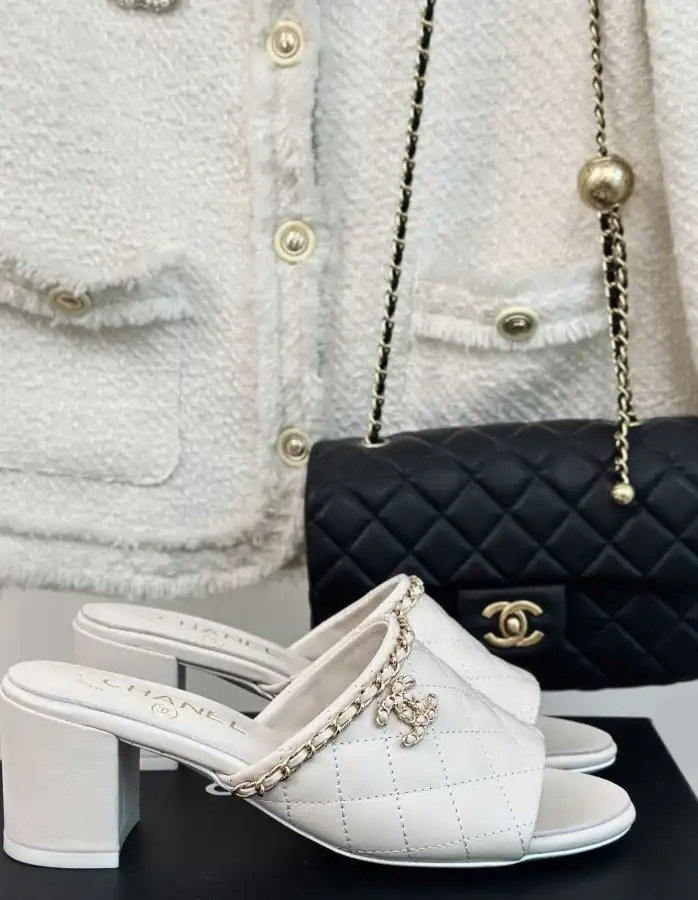 hype Chanel High Heels