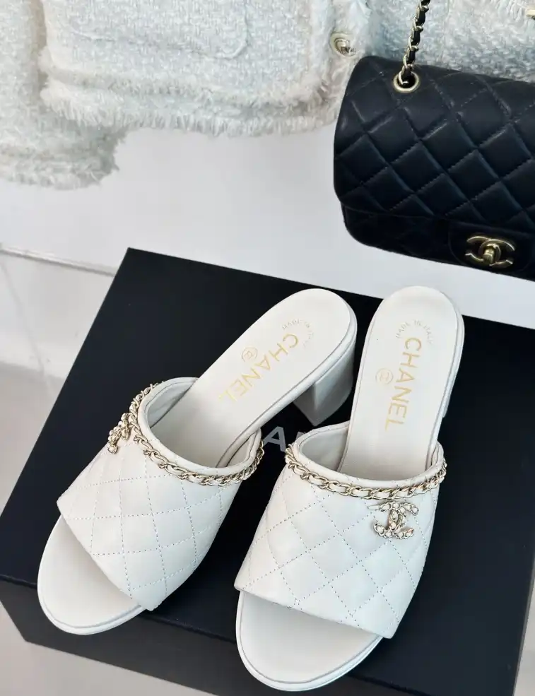 hype Chanel High Heels