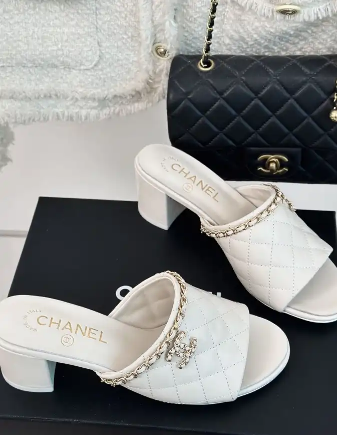 hype Chanel High Heels