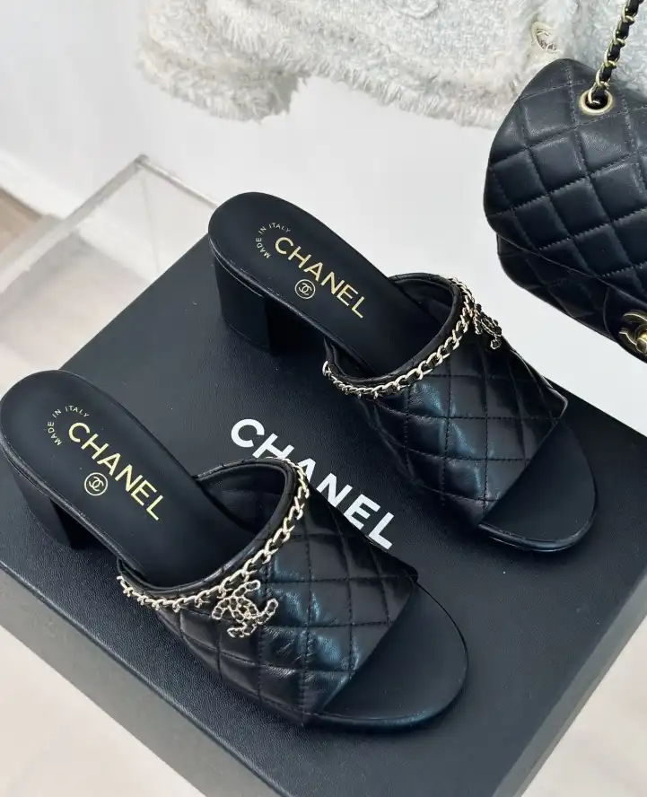 hype Chanel High Heels