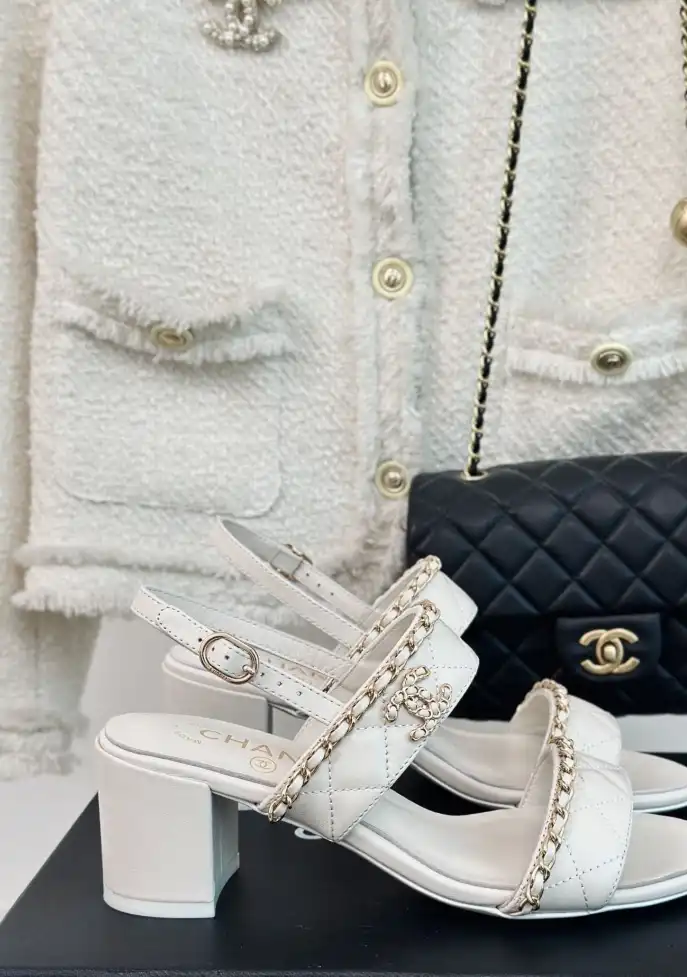 hype Chanel High Heels