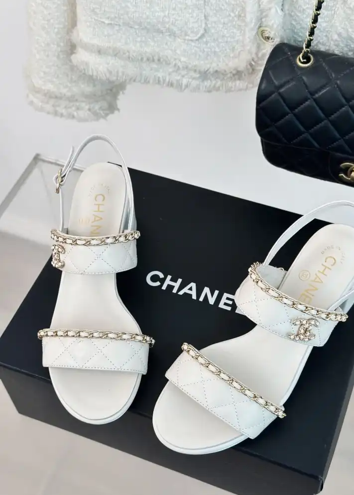 hype Chanel High Heels