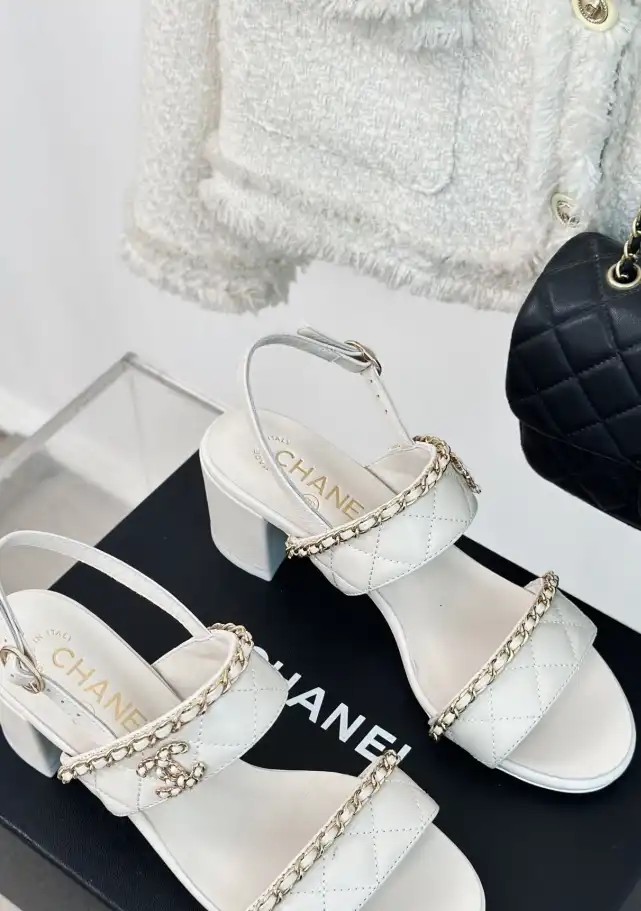 hype Chanel High Heels