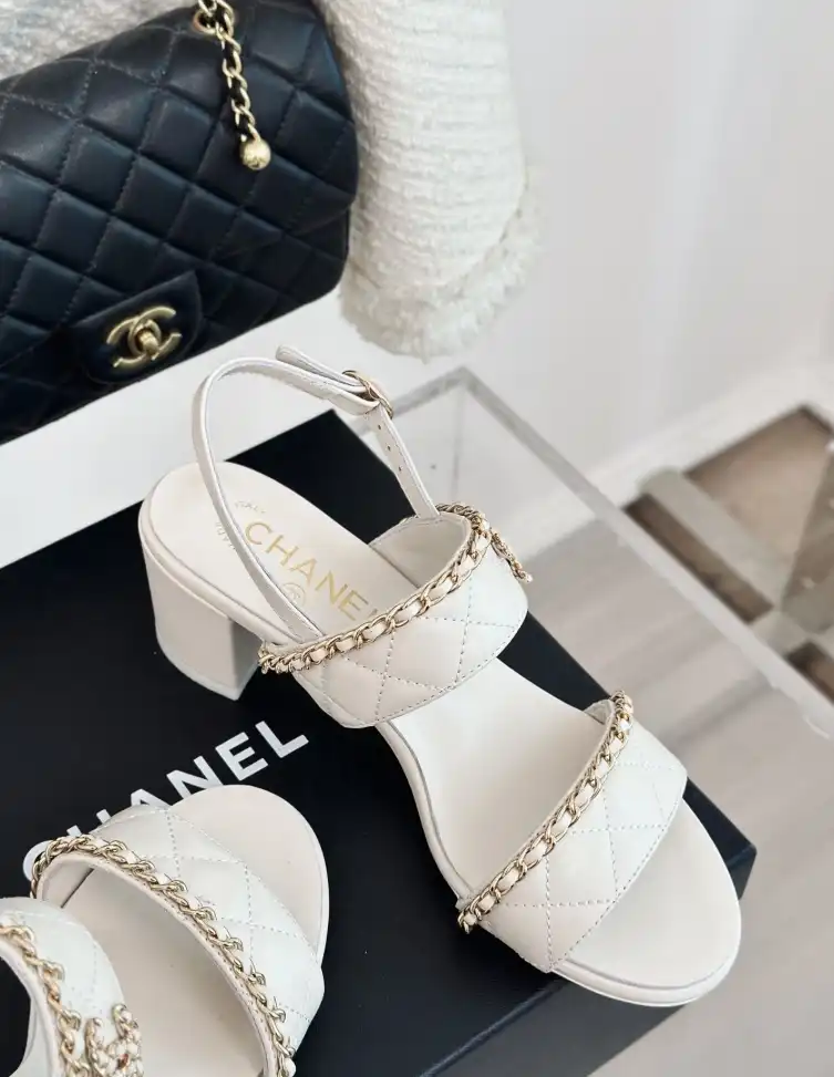 hype Chanel High Heels