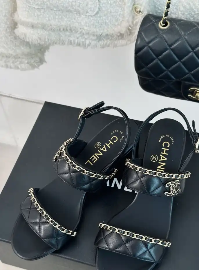 hype Chanel High Heels