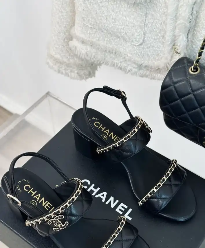 hype Chanel High Heels