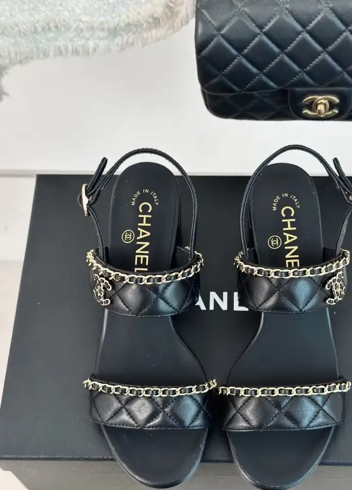 hype Chanel High Heels