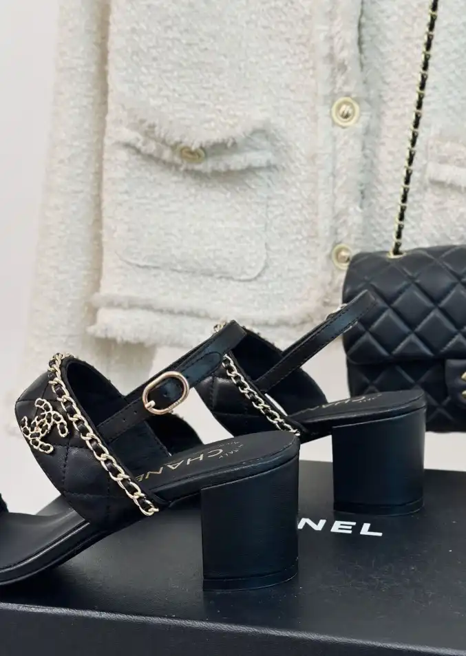 hype Chanel High Heels