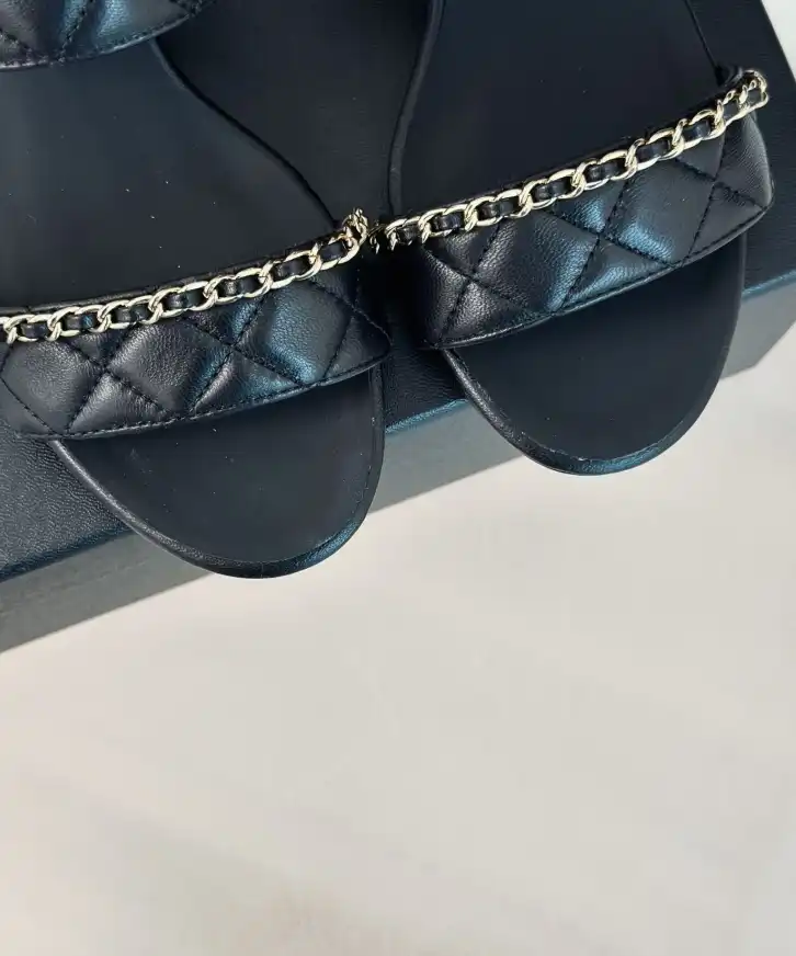 hype Chanel High Heels