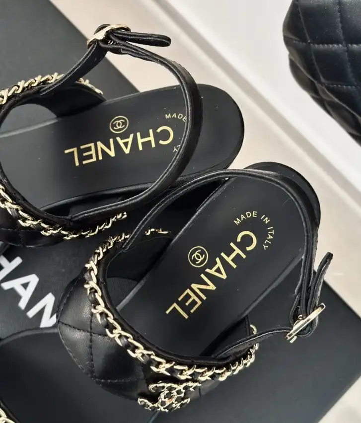 hype Chanel High Heels