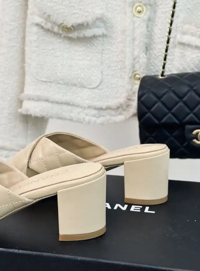 hype Chanel High Heels