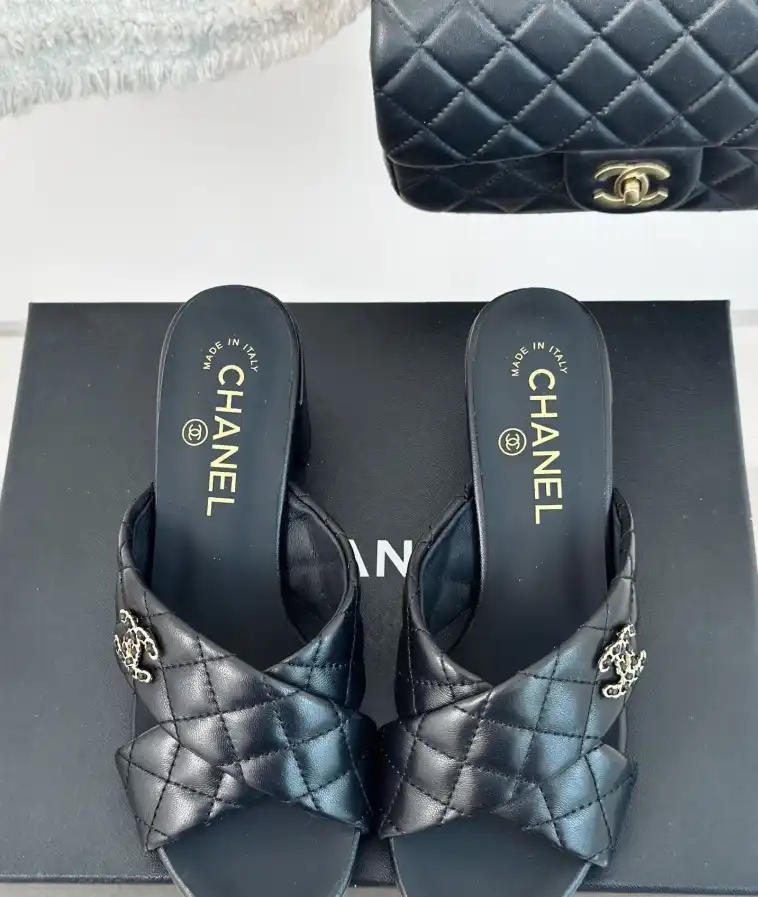 hype Chanel High Heels