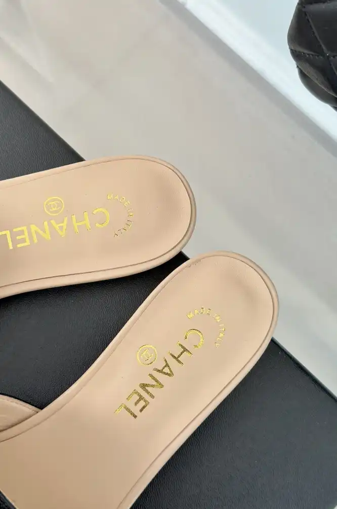 hype Chanel Slippers