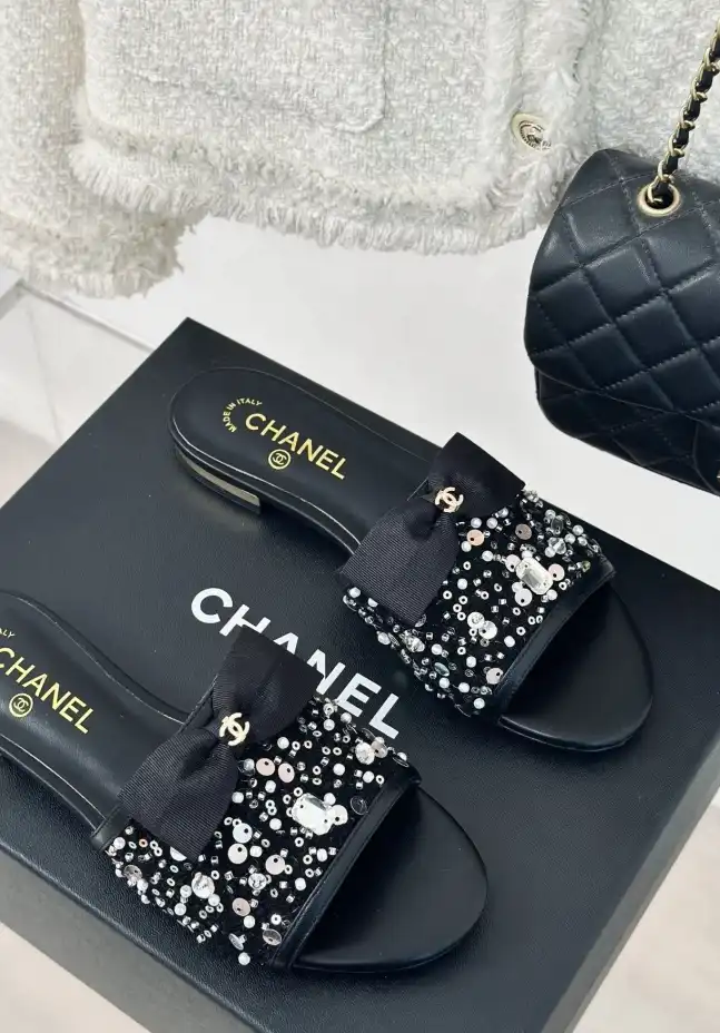 hype Chanel Slippers