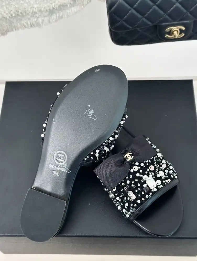 hype Chanel Slippers