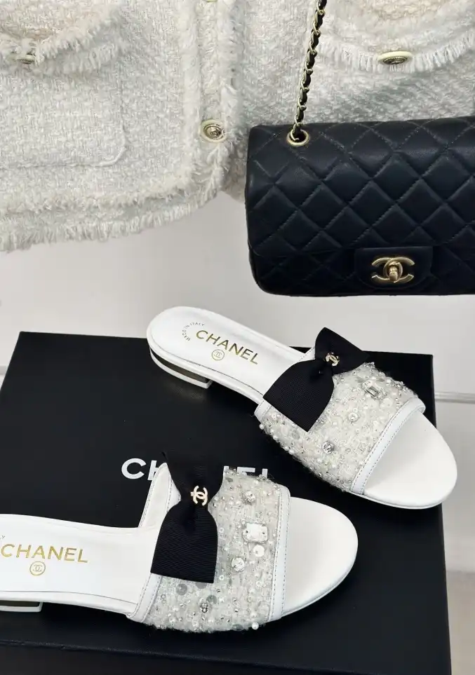 hype Chanel Slippers