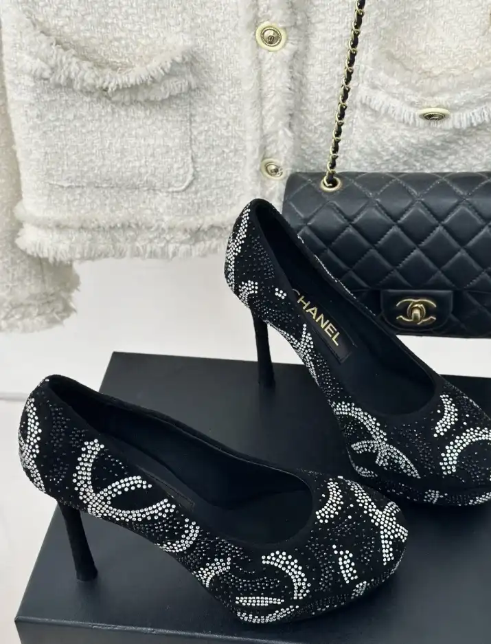 hype Chanel High Heels