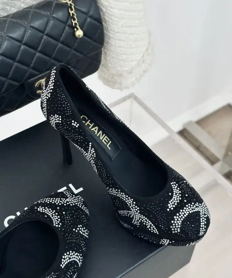 hype Chanel High Heels