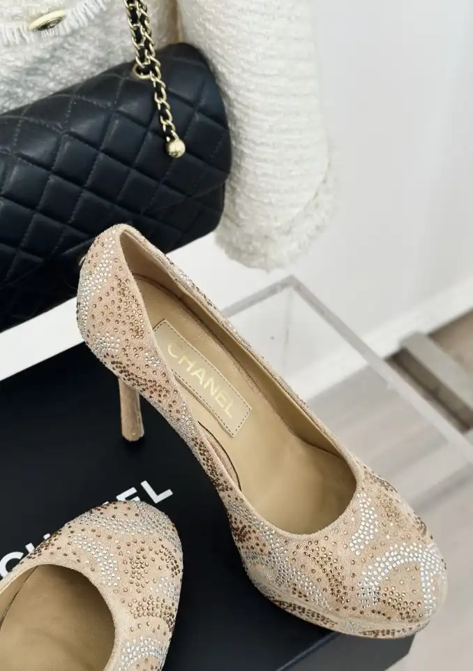 hype Chanel High Heels