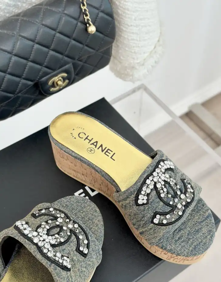 hype Chanel Slippers